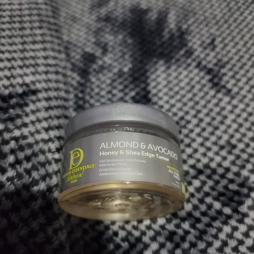 Design Essentials Almond & Avocado Honey & Shea Edge Tamer 3.7 Oz. New ready to